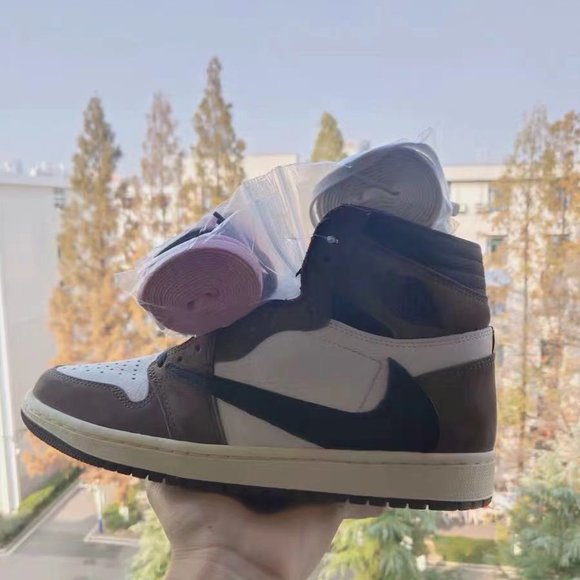 Air Jordan 1 Basketball shoes